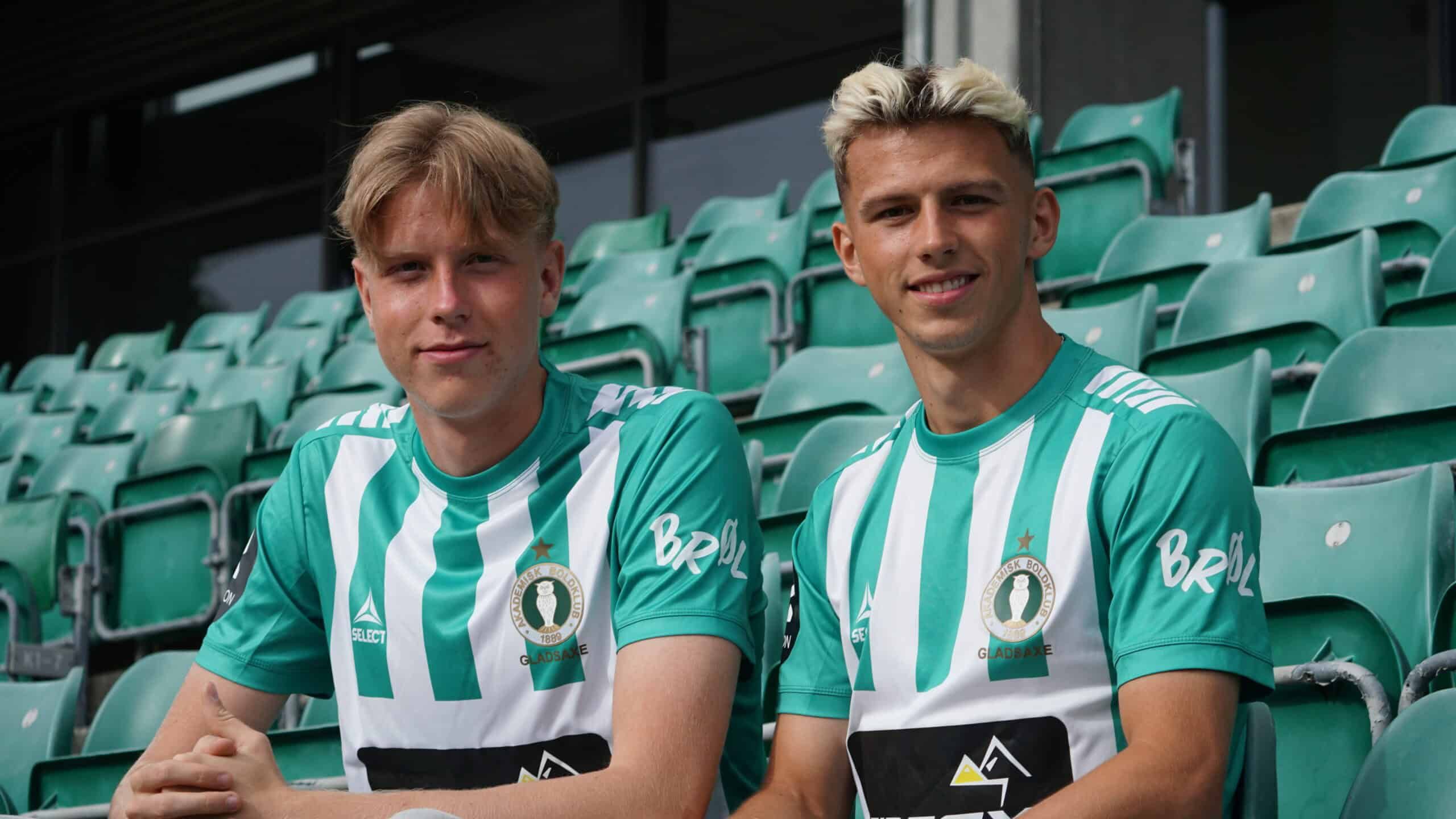 Talents sign professional contracts